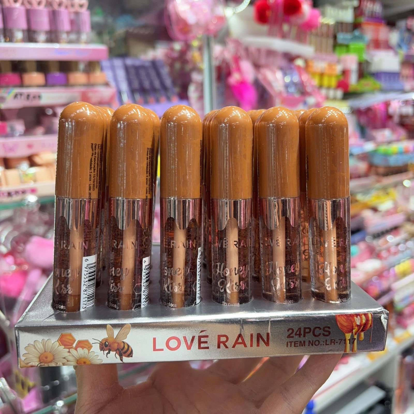 LR7117 Lip Gloss love Rain mel box/24pcs