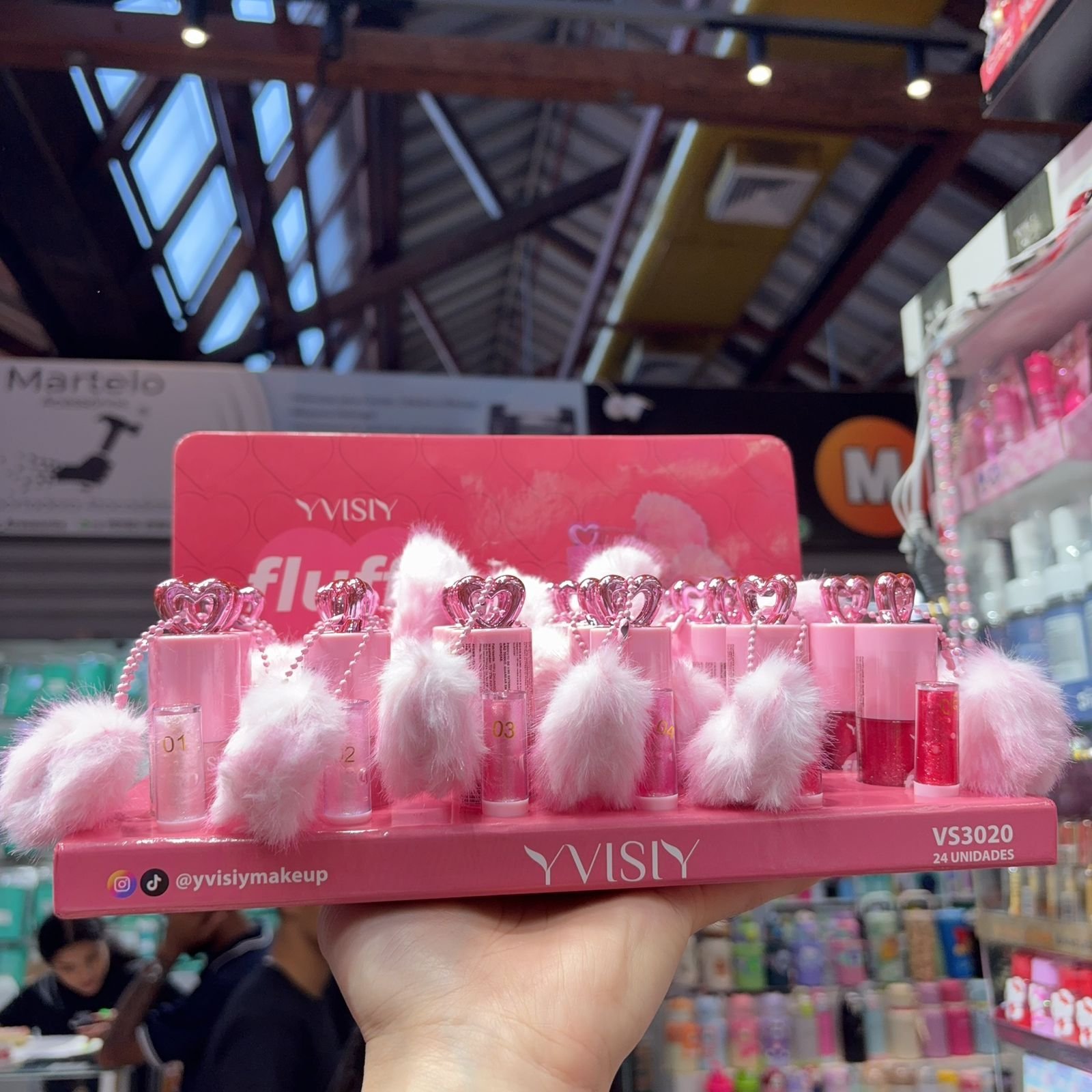 VS3020 Lip gloss pompom box/24pcs