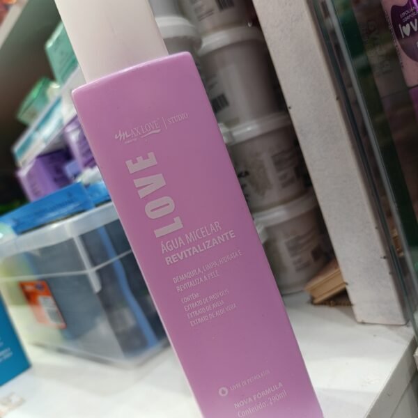 Água micelar revitalizante Max love box/6pecas