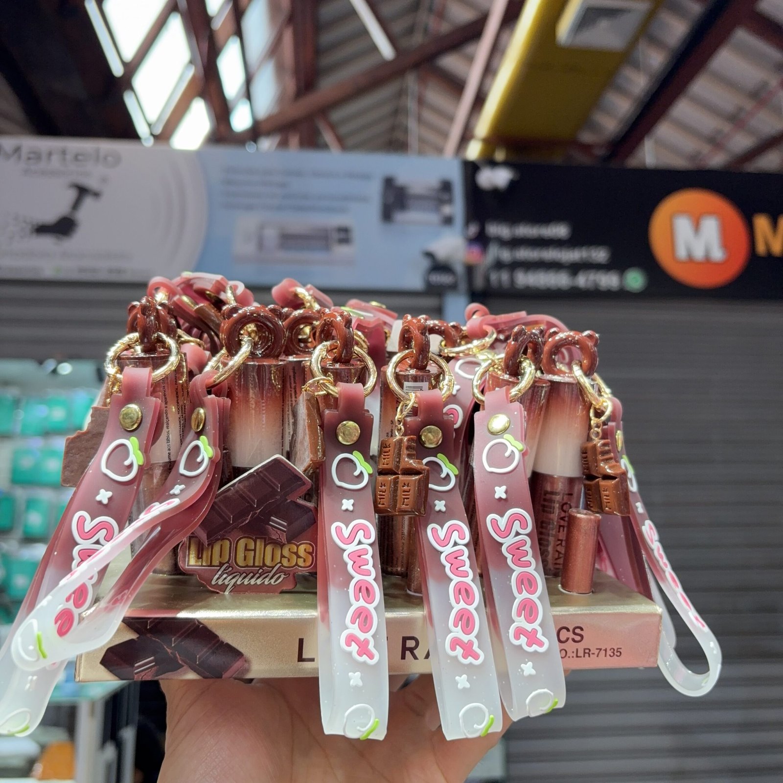 LR7135 gloss chocolate love rain box/24pcs