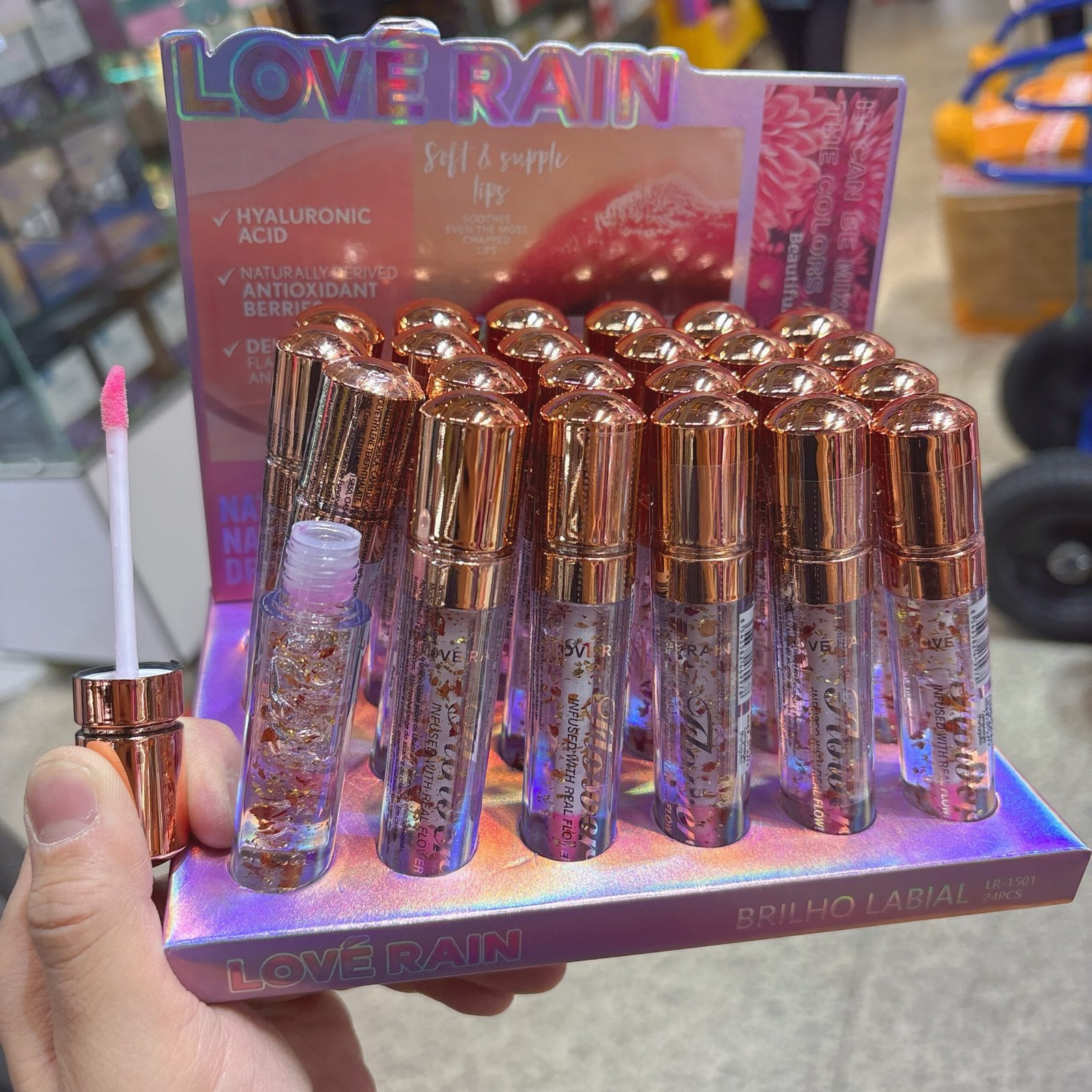LR1501 brilho labial love rain box:24pcs